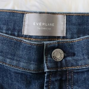 Size 33 Everlane The Cheeky Jean Crop Light Wash